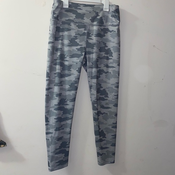 hardly worn TJ Maxx leggings - Picture 2 of 3